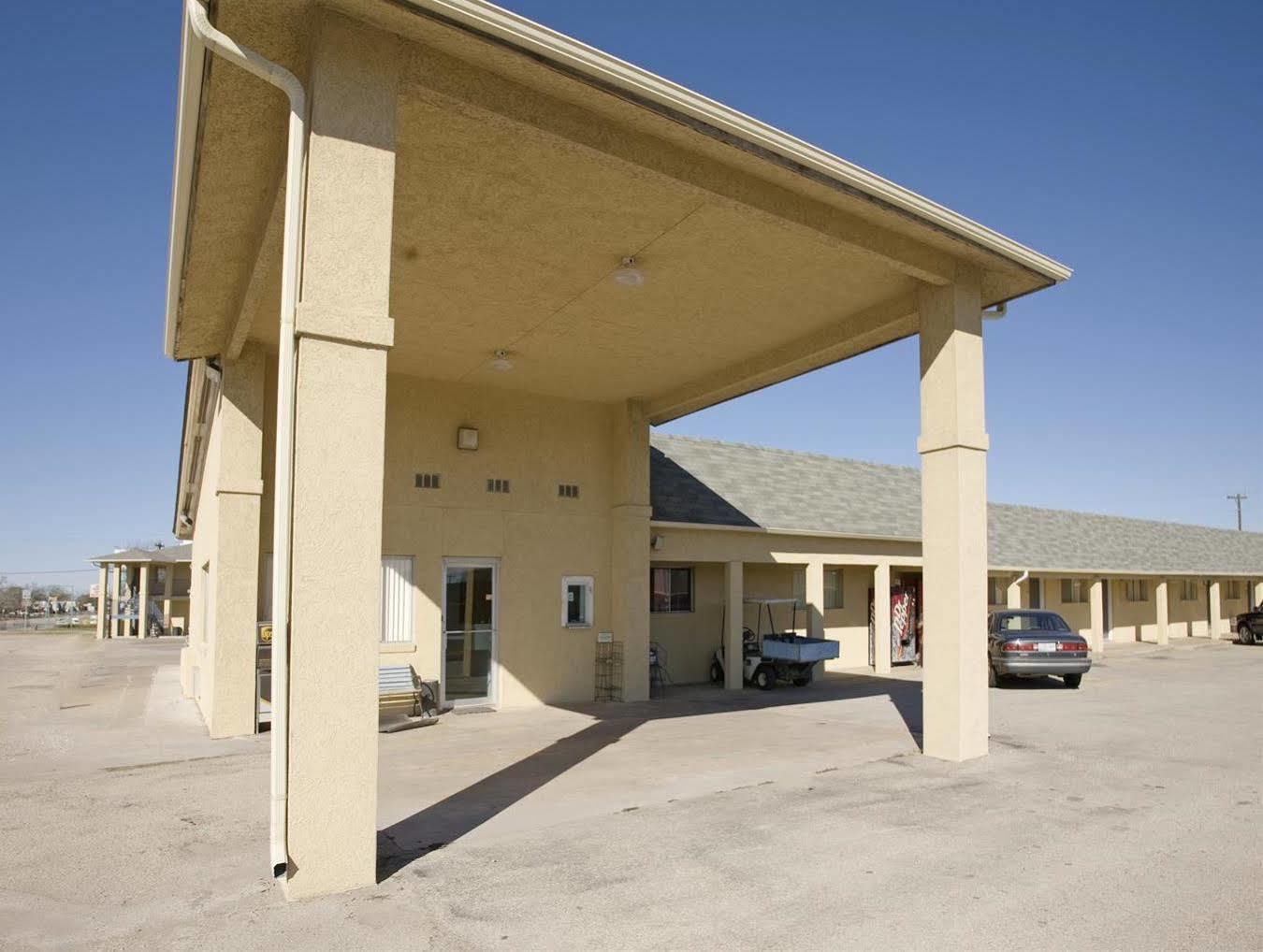 Americas Best Value Inn Giddings Exteriör bild