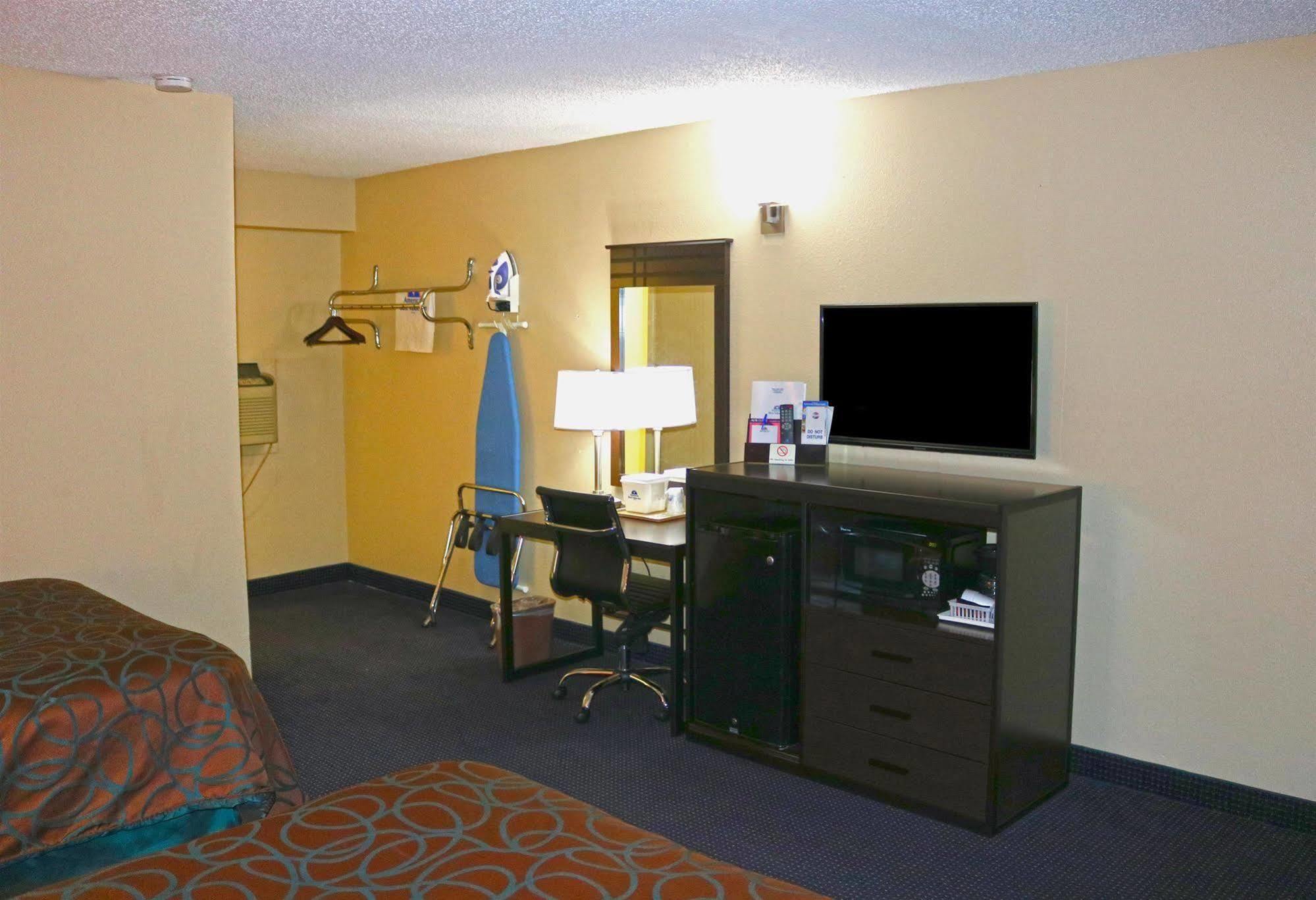 Americas Best Value Inn Giddings Exteriör bild
